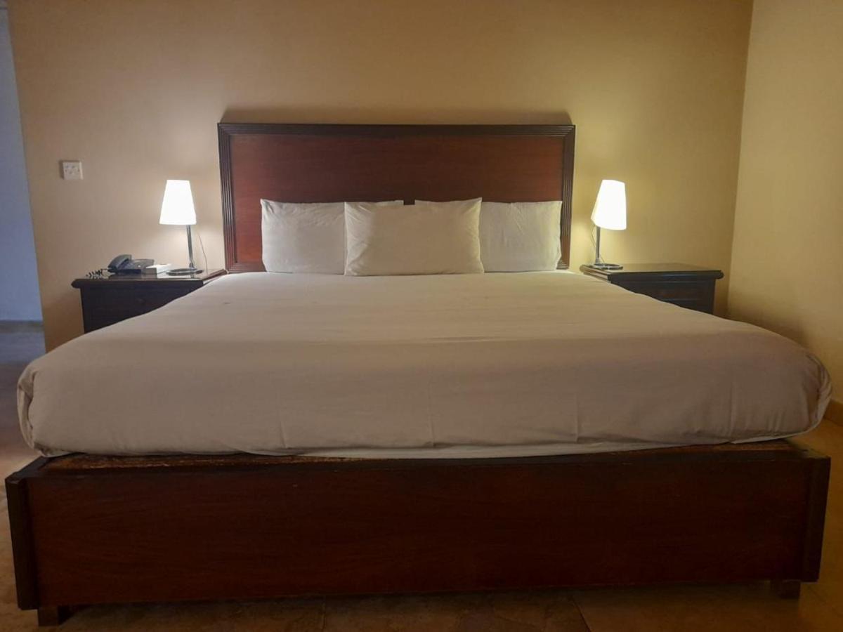Shalimar Tower Hotel Lahore Luaran gambar